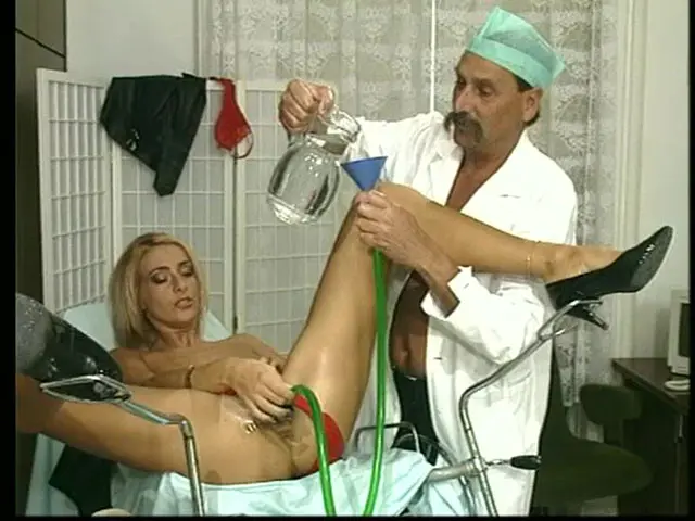 DV135684DV135684816